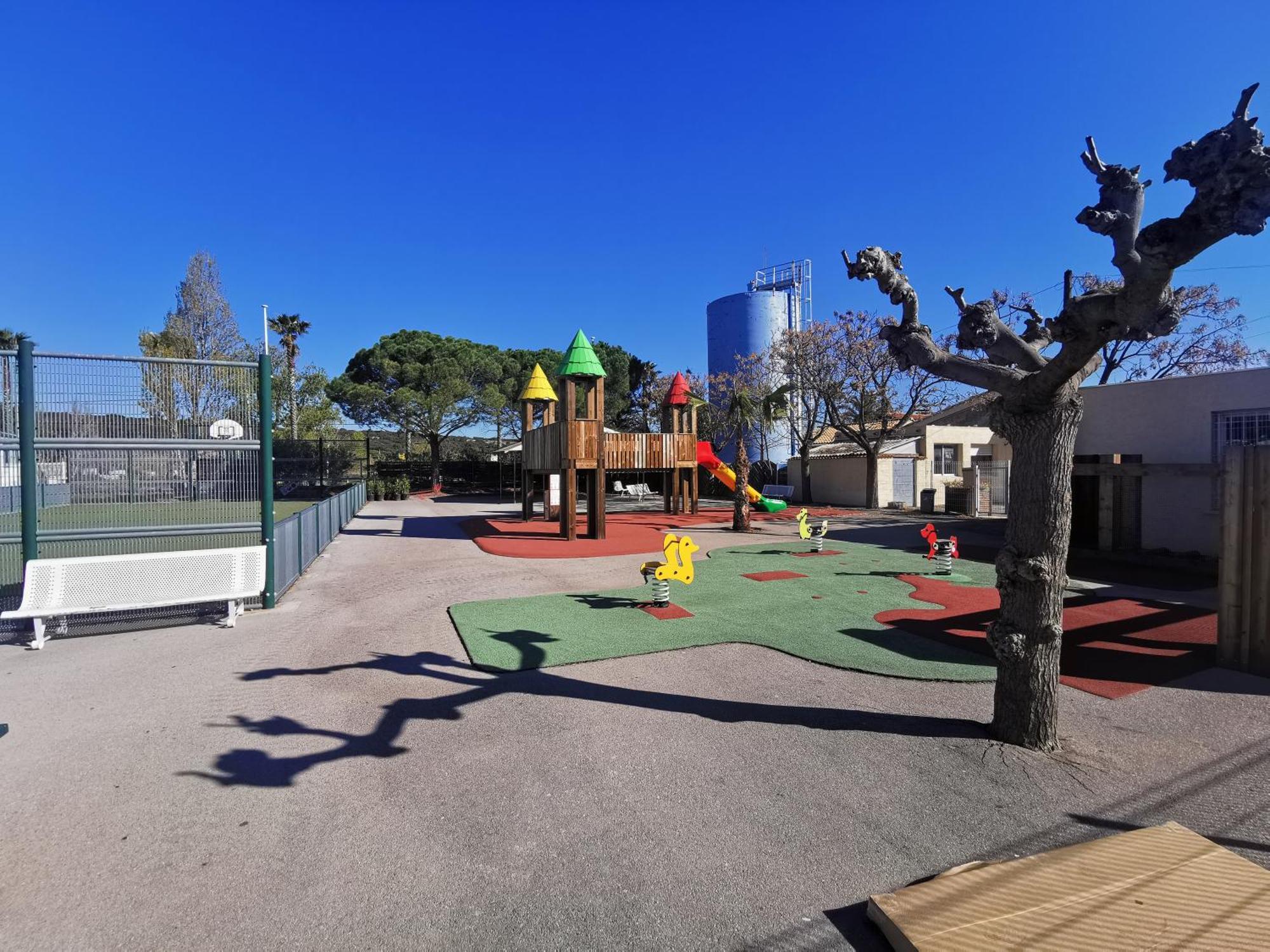 Mobil-home En Camping**** * Vic-la-Gardiole