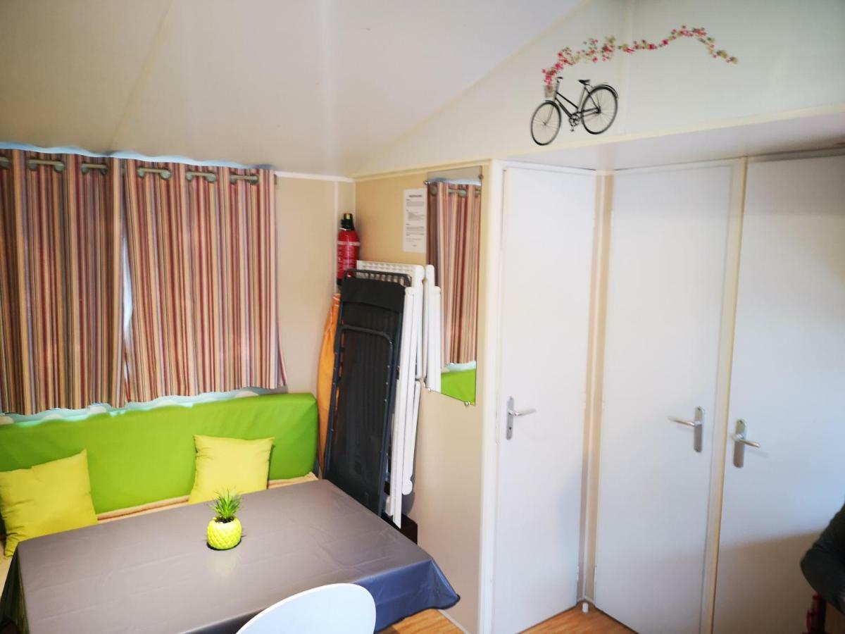 Mobil-home En Camping**** * Vic-la-Gardiole